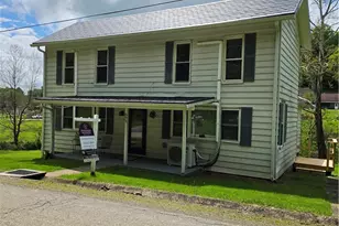 691 Old State Rte 66, Hempfield Township, PA 15601 - Photo 1