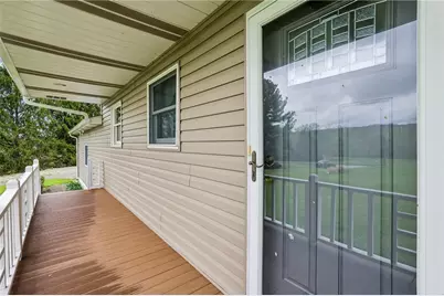 240 Hamburg Rd, Hempfield Township, PA 16125 - Photo 4
