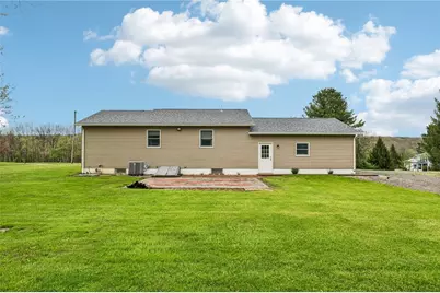 240 Hamburg Rd, Hempfield Township, PA 16125 - Photo 34