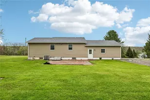 240 Hamburg Rd, Hempfield Township, PA 16125 - Photo 34