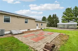240 Hamburg Rd, Hempfield Township, PA 16125 - Photo 32