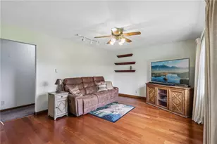 240 Hamburg Rd, Hempfield Township, PA 16125 - Photo 6