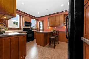 518 Stewart Ave, Grove City Boro, PA 16127 - Photo 10