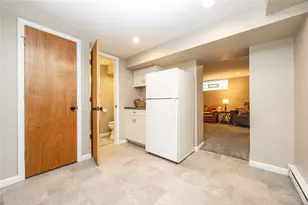 518 Stewart Ave, Grove City Boro, PA 16127 - Photo 34
