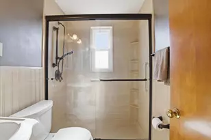 1267 Edgewood Dr, West Homestead, PA 15120 - Photo 22