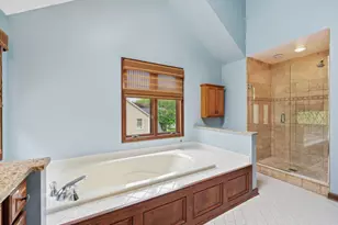 2493 Elkridge Dr Dr, Pittsburgh, PA 15090 - Photo 30