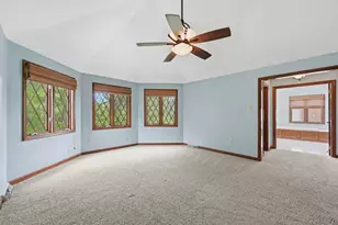 2493 Elkridge Dr Dr, Pittsburgh, PA 15090 - Photo 26