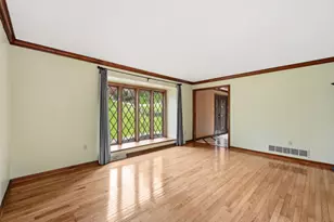 2493 Elkridge Dr Dr, Pittsburgh, PA 15090 - Photo 22