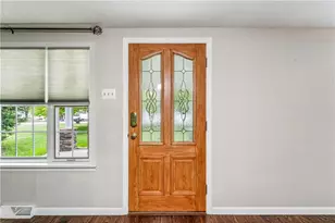 115 Lapeer Dr, South Beaver Township, PA 15010 - Photo 12