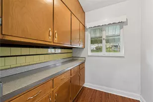 512 Sidney St, Greensburg, PA 15601 - Photo 12