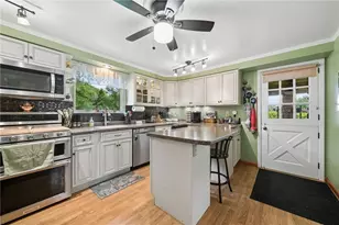 14061 Lexington Pl, North Huntingdon, PA 15642 - Photo 10