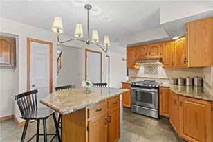 105 Stardust, Connoquenessing Boro, PA 16053 - Photo 6