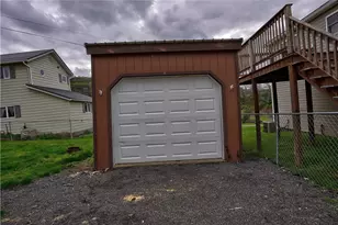 117 W Broad St, South Bethlehem Boro, PA 16242 - Photo 32