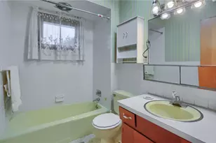 1211 Gale St, New Castle, PA 16101 - Photo 26