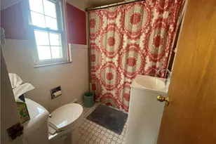 1018 Grandview Ave, Ross Twp, PA 15237 - Photo 18
