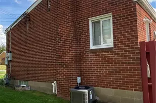 1015 Georgia Dr, Pittsburgh, PA 15209 - Photo 2