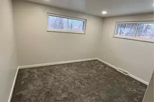 526 Foltz Dr, Pittsburgh, PA 15147 - Photo 12