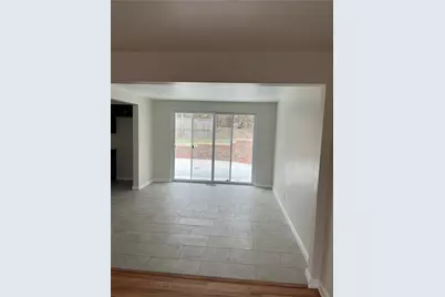 526 Foltz Dr, Pittsburgh, PA 15147 - Photo 8