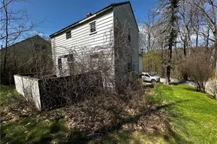 471 Edward St, Westmont Hilltop School District, PA 15905 - Photo 2