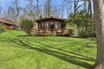 153 Breastview Dr, Stoneycreek Township, PA 15541 - Photo 4