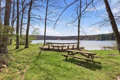 153 Breastview Dr, Stoneycreek Township, PA 15541 - Photo 28