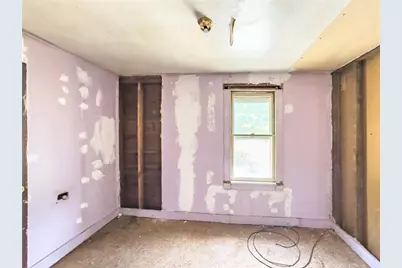 5042 Delehanty St, Pittsburgh, PA 15207 - Photo 10