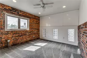 2128 Merriman Wy, Pittsburgh, PA 15203 - Photo 18