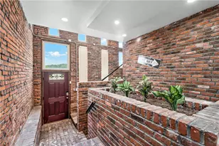 2128 Merriman Wy, Pittsburgh, PA 15203 - Photo 2