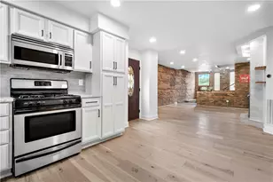 2128 Merriman Wy, Pittsburgh, PA 15203 - Photo 10