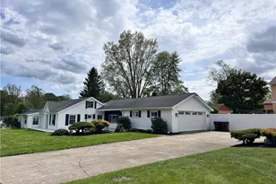 11753 Oakview Rd, Conneaut Lake, PA 16316 - Photo 2