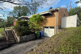 904 Maplewood Dr, Pittsburgh, PA 15234 - Photo 2