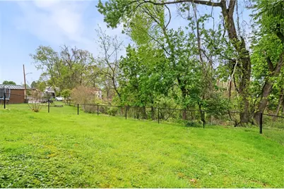 1351 Strawn Ave, New Kensington, PA 15068 - Photo 22