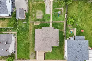 525 Giffin Ave, Canonsburg, PA 15317 - Photo 32