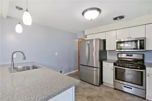 525 Giffin Ave, Canonsburg, PA 15317 - Photo 10