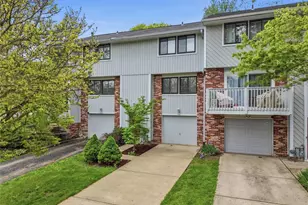 1002 Ryeland, South Fayette, PA 15017 - Photo 1