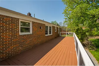 279 Carmell Dr, Pittsburgh, PA 15241 - Photo 4