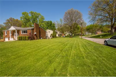 279 Carmell Dr, Pittsburgh, PA 15241 - Photo 6