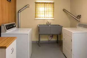 1300 Graham Ave, Monessen, PA 15062 - Photo 30