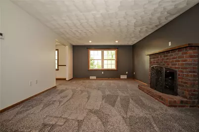 109 Saint Andrews Circle, Elizabeth Twp/Boro, PA 15135 - Photo 4