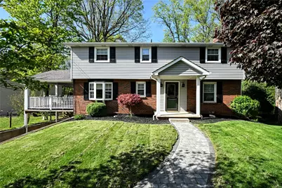 109 Saint Andrews Circle, Elizabeth Twp/Boro, PA 15135 - Photo 1