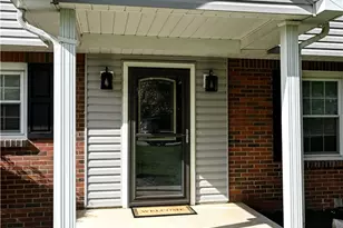 109 St Andrews Cir, Elizabeth Twp/Boro, PA 15135 - Photo 2