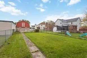 406 W Smithfield St, Mt Pleasant Boro, PA 15666 - Photo 28