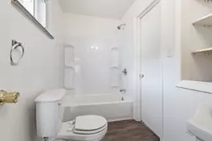406 W Smithfield St, Mt Pleasant Boro, PA 15666 - Photo 14