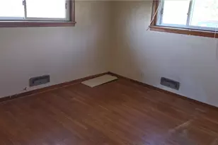 944 W Wylie Ave, Canton Township, PA 15301 - Photo 6