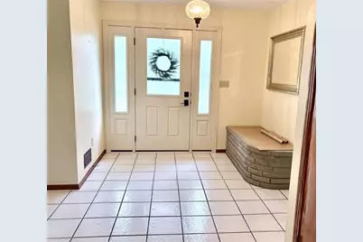164 Penhurst Drive, Wilkins Township, PA 15235 - Photo 6