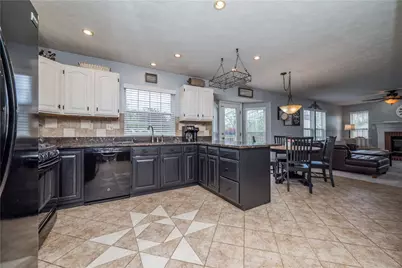 8039 Woodcreek Dr, South Fayette, PA 15017 - Photo 10