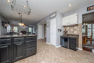 8039 Woodcreek Dr, South Fayette, PA 15017 - Photo 14