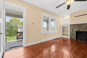 1017 Norwich Ave, Pittsburgh, PA 15226 - Photo 4