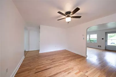 256 Academy Ave, Pittsburgh, PA 15228 - Photo 8