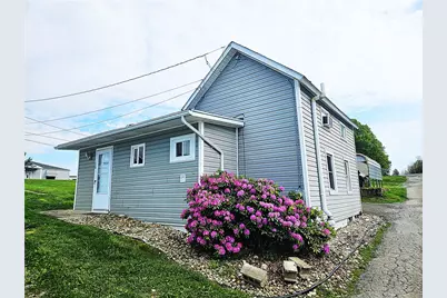 10 Eggers Ave, Belle Vernon, PA 15012 - Photo 1